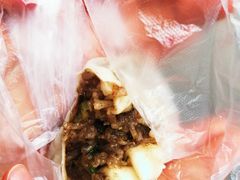 -严氏重油烧麦(民权路店)