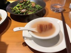 -莲餐厅·湖北菜·潜江小龙虾店(愚园路店)