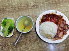 -煲煲香快餐(南京路店)