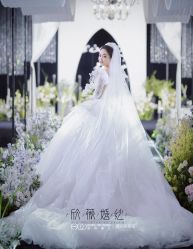 -欣薇婚纱(新源乐汇城店)