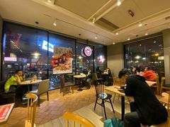 用餐区-肯德基(西稍门店)