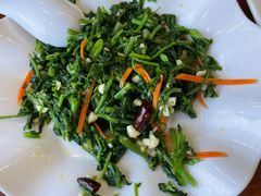 凉拌野菜-丽泽山庄·生态怀柔菜·虹鳟鱼(红螺寺店)