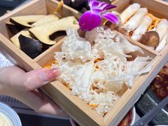 -生活如沸·顺德水牛奶火锅(大学路店)