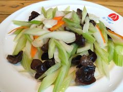 -小船渔村•大连菜•大连焖鱼(明泽街店)