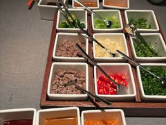 -左庭右院鲜牛肉火锅黑金店(陆家嘴中心店)