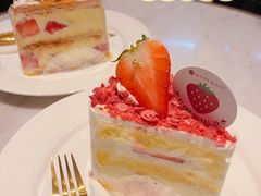 经典草莓忌廉蛋糕-KNOTKNOT珞珞·日式甜品(K11店)