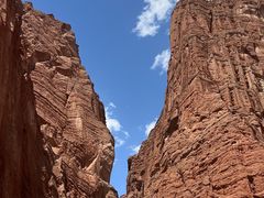 -天山神秘大峡谷