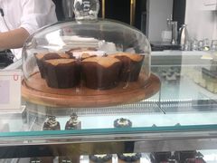 -UNI UNI(环亚凯瑟琳店)