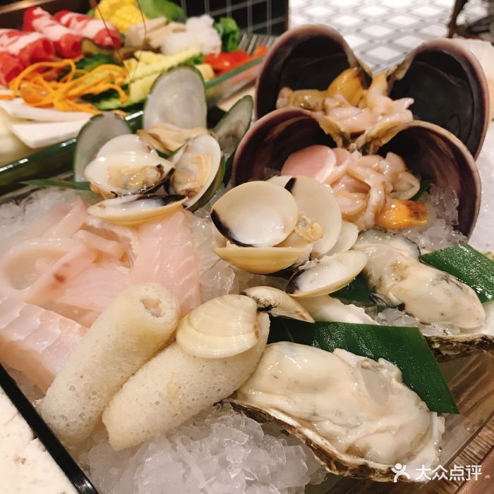 集渔·泰式海鲜火锅竹荪镶虾图片