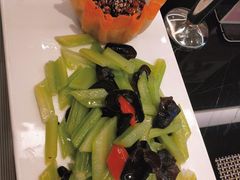 琥珀西芹黑木耳-富力威斯汀酒店-中国元素中餐厅(武昌临江店)