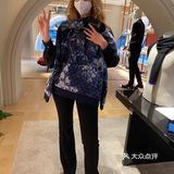 要超过扑克️系列的女款一点点🤏～哈哈哈哈