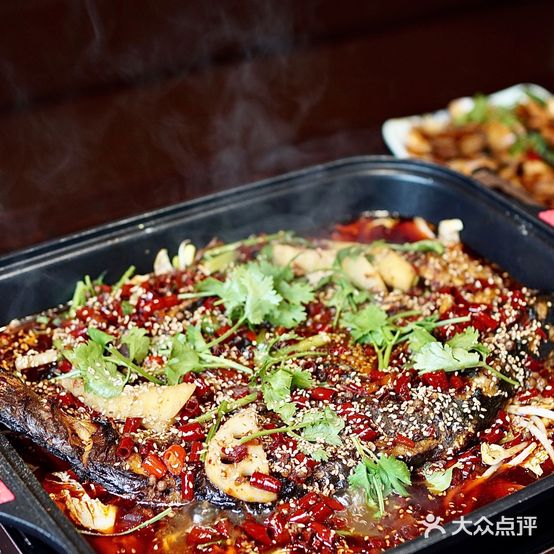 小吴地摊烤肉·烤鱼·烤串