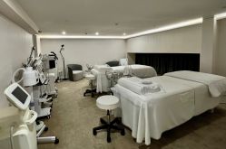 -JNK皮肤管理中心