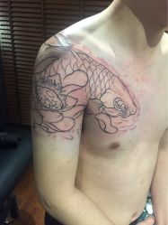 点击看大图 -鳌首刺青纹身 穿孔饰品店