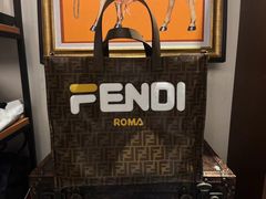 -小飞侠奢侈品回收 寄卖 养护(宝山宝龙广场店)