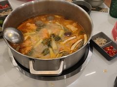-喃喃椰·糟粕醋·椰子鸡火锅(七堡花园店)