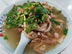 羊肚羊头汤-清真喜兰老丁羊汤特色小吃