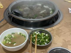 -黑竹沟新场牛肉火锅