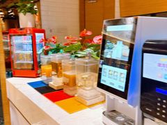 -咖啡苑自助餐厅·中国大饭店