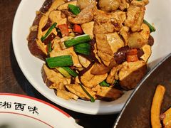 -富正毅三下锅·湘西韵味(天门山索道店)