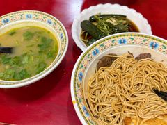 -金杨拉面王小吃面馆·牛三宝面·红烧牛肉粉