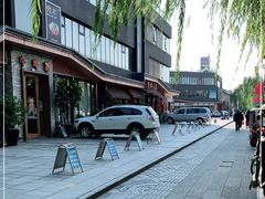 -泉畔人家·老济南经典鲁菜(大明湖店)