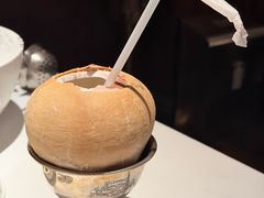 -洋房火锅(上海新天地南北里店)