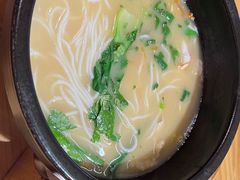 -勺子米线·云南传统小吃市集(四方街店)