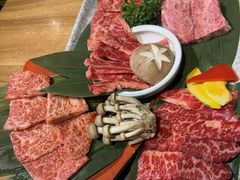 炼火拼盘-炼火烤肉店
