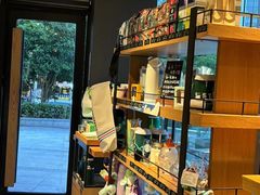 -星巴克臻选(上海合生汇1F店)