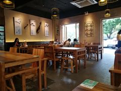 大堂-串大叔炭火烤串·鸡西大冷面刀削面(总店)