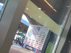 -百年港湾奥特莱斯(香炉礁店)