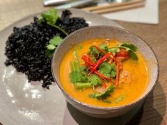 泰式黄咖喱鲷鱼虾仁饭-Wagas沃歌斯(大学路店)