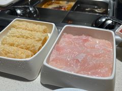 -海底捞火锅鲜切牛肉主题店(长寿路店)