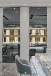 -潮宏基(万象城店)