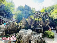 -梭布垭石林景区