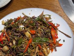 -万里闯关东铁锅炖菜馆(高新旗舰店)