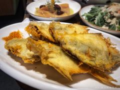 香炸野生鲳鱼-必点海鲜·鲅鱼水饺(鞍山西道店)