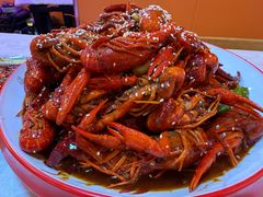 -海盗船. 龙虾烧烤. 酒馆