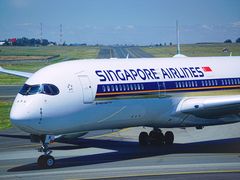 -奥利弗·雷金纳德·坦博国际机场