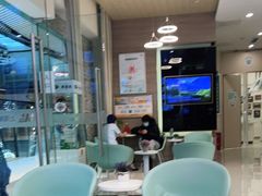 -维乐口腔(美维云门诊陆家嘴店)