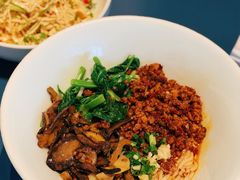 油泼菌子米线-一坐一忘云南菜(嘉里中心店)