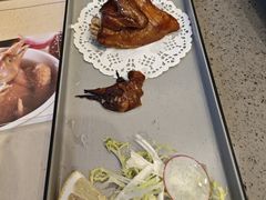 -郑猛记石岐鸽主题餐厅(长江店)