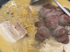 -鹤乡东北菜(崮山路店)