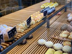 -焙丽拾光(麦凯乐直营店)