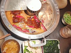 -晓宇重庆火锅(西安荟聚店)