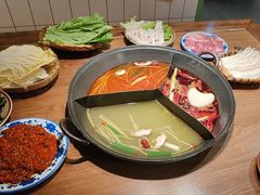 -巴卤社老火锅(财富店)