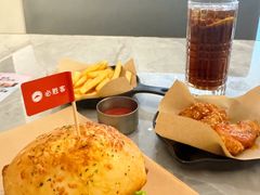 -必胜客(城西银泰店)