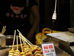 -泰龙城小吃街