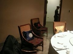 -八府香鸭·啫啫煲(华山路店)